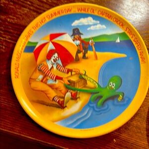 McDonald's Colorful Beach Scene Plate